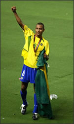 Gilberto Waves To Brazil Fans