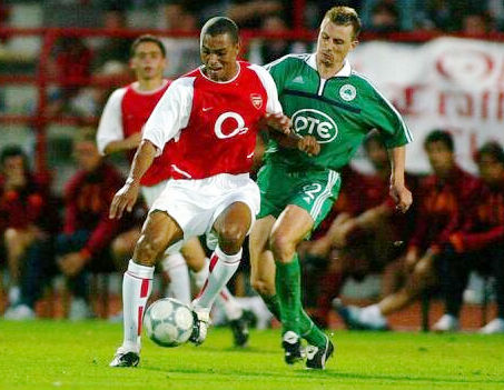 Gilberto Fends Off Challenge