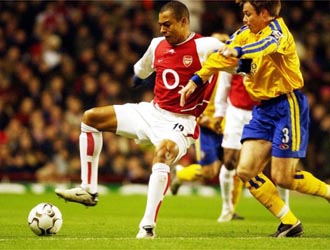 Gilberto Holds Off Lesaux