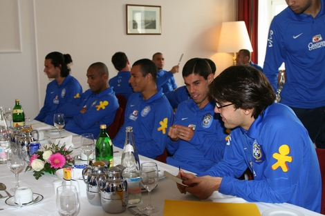 Gilberto at a press conference